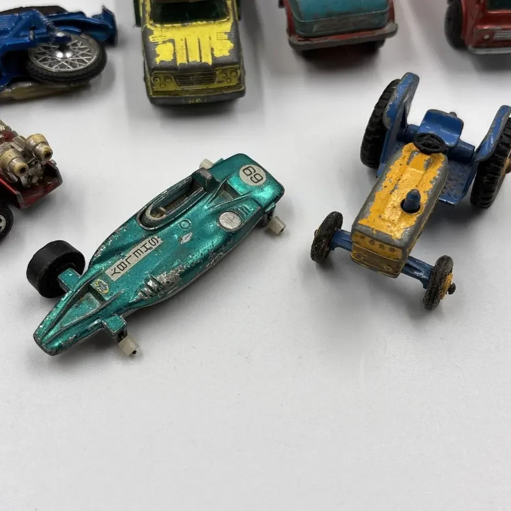 Vintage Mixed Lot Matchboxes Hot Wheels Diecast Vehicles